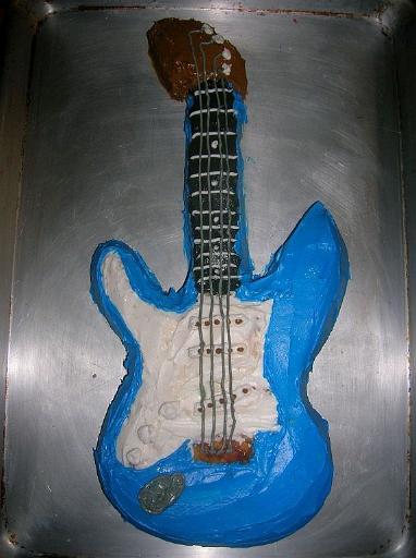 Guitar Cake